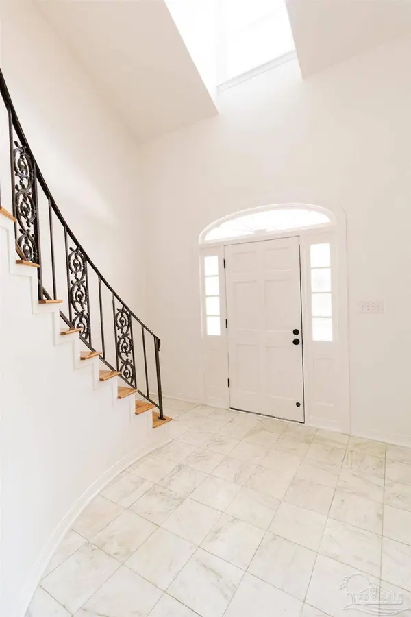 1280 Stow Ave, Pensacola, FL 32503