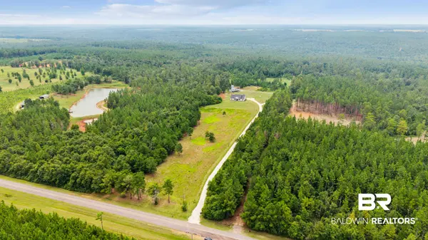 3697 Highway 168, Century, FL 32535