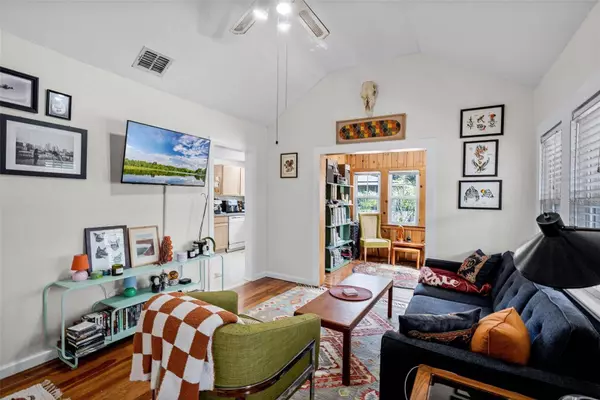 1038 N HAMPTON AVE, Orlando, FL 32803