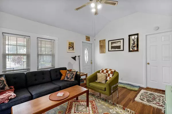 1038 N HAMPTON AVE, Orlando, FL 32803