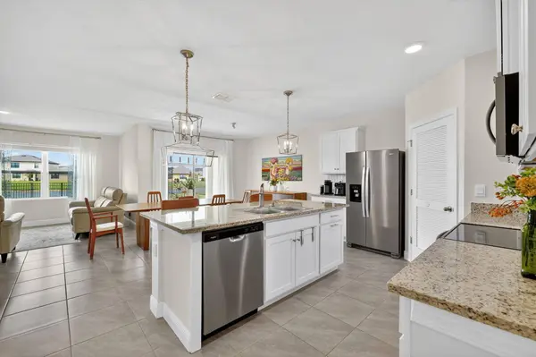9742 SW Triton WAY, Port St Lucie, FL 34987