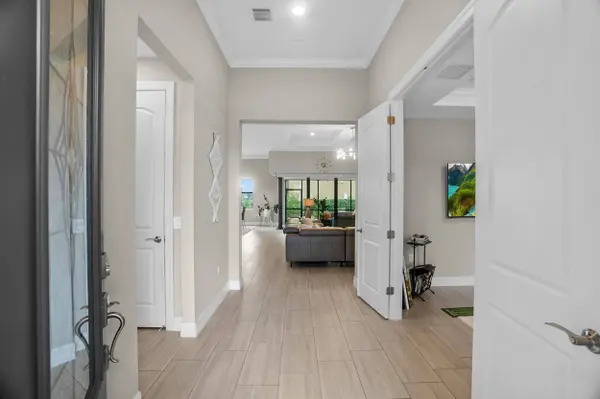 8324 PEDIGREE CIR, Lake Worth, FL 33467
