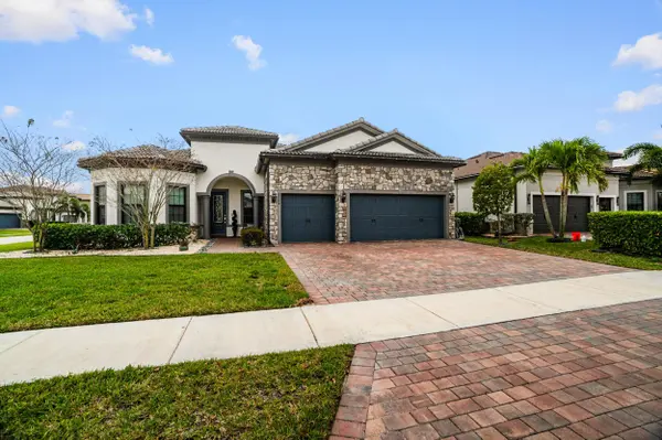 8324 PEDIGREE CIR