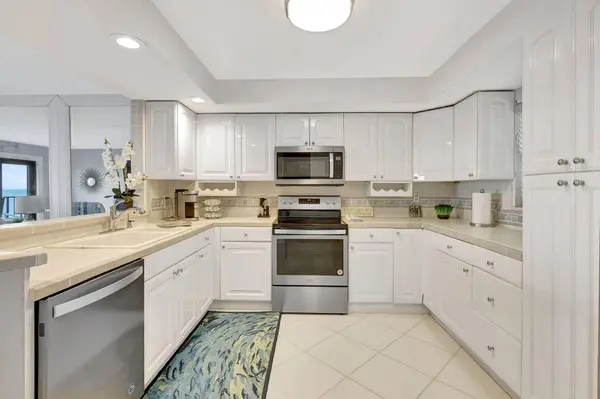 801 S OCEAN DR #PH207, Fort Pierce, FL 34949