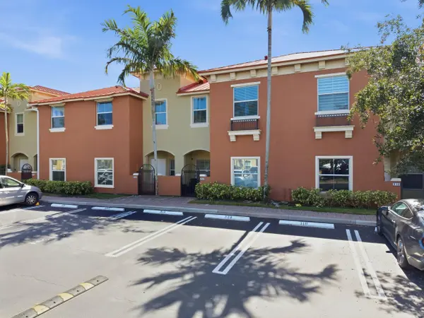 308 LAKE MONTEREY CIR, Boynton Beach, FL 33426