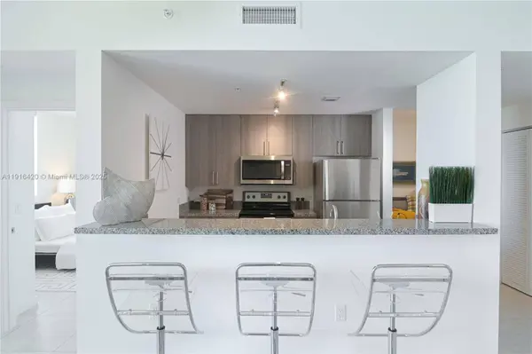 514 SW 22nd Ave #204, Miami, FL 33135