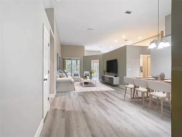 5809 SILAS CREEK LN, Wesley Chapel, FL 33545