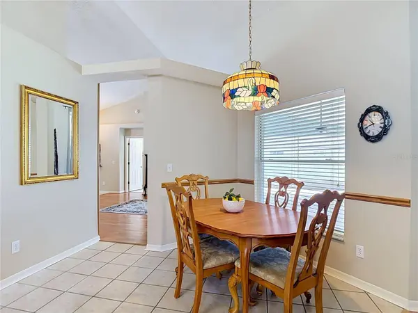 28726 CREEKWOOD DR, Wesley Chapel, FL 33545