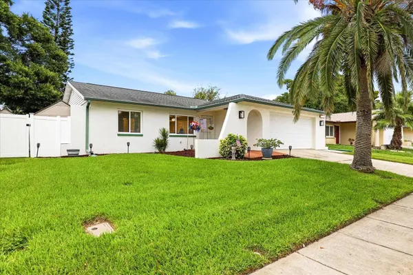 12828 128TH AVE, Largo, FL 33774