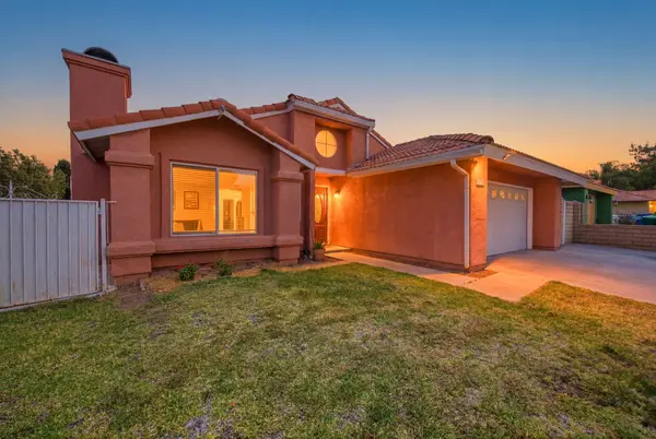 13997 Chervil Ct, Moreno Valley, CA 92553-4812