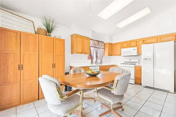 42873 Berkley AVE, Hemet, CA 92544