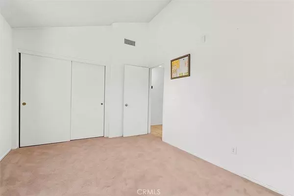 9100 Acacia AVE #6, Fontana, CA 92335