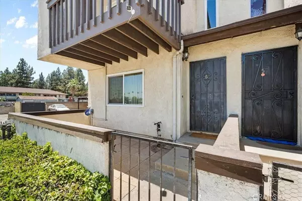 9100 Acacia AVE #6, Fontana, CA 92335