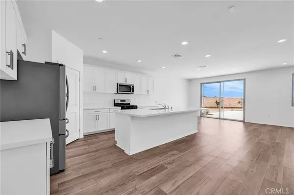 27224 Felsic DR, Menifee, CA 92585