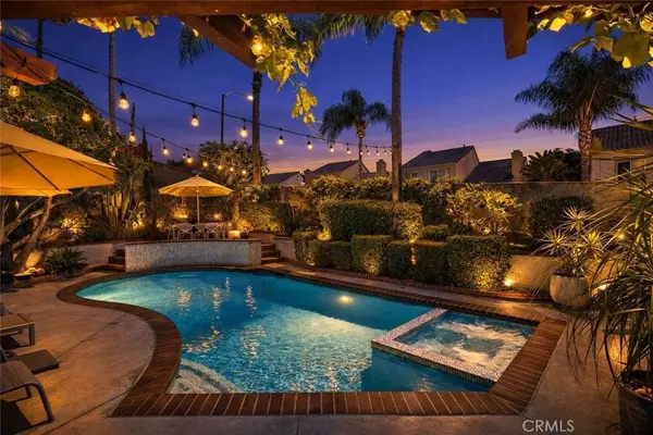 25962 Ernestine CT, Laguna Hills, CA 92653