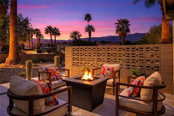 2020 Lawrence ST, Palm Springs, CA 92264