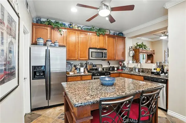 15636 Vista WAY #104, Lake Elsinore, CA 92532