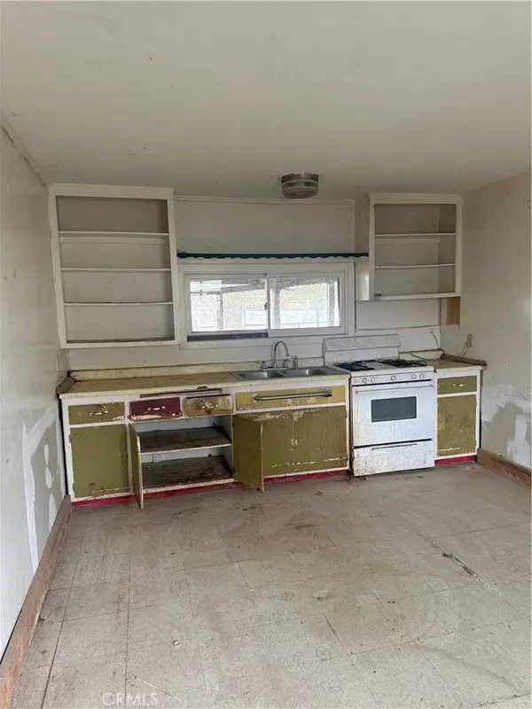 925 5th ST, Norco, CA 92860