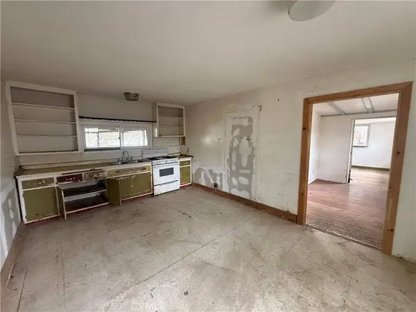 925 5th ST, Norco, CA 92860