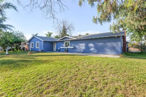 19450 Woodhill ST, Rialto, CA 92376