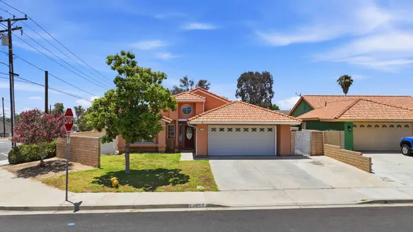 13997 Chervil Ct, Moreno Valley, CA 92553-4812