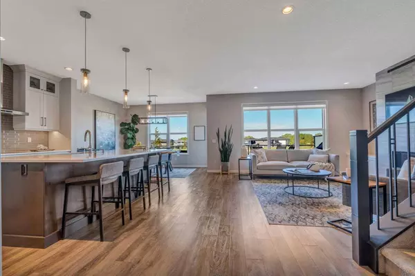 190 Ranch RD, Okotoks, AB T1S 0P3