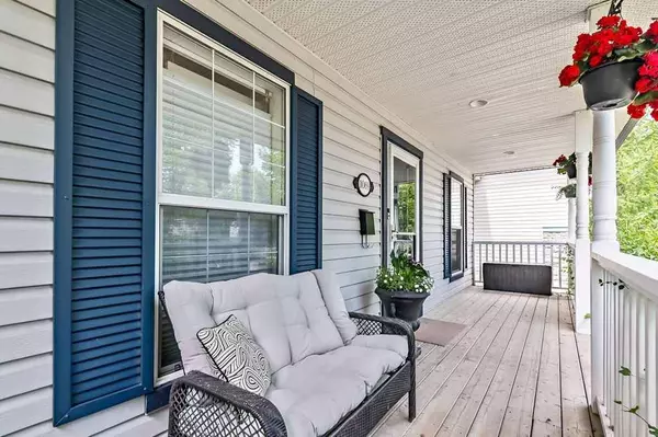 1069 Prestwick CIR SE, Calgary, AB T2Z 3H2