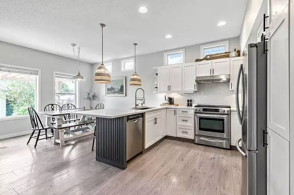 1069 Prestwick CIR SE, Calgary, AB T2Z 3H2