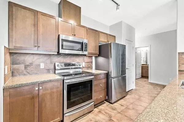 52 Cranfield Link SE #107, Calgary, AB T3M0N9