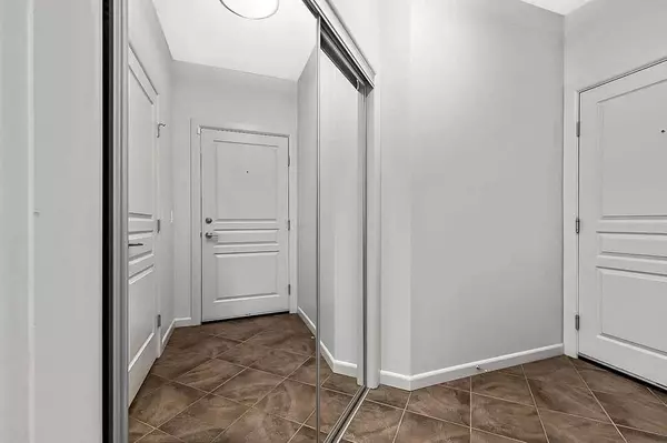 52 Cranfield Link SE #107, Calgary, AB T3M0N9