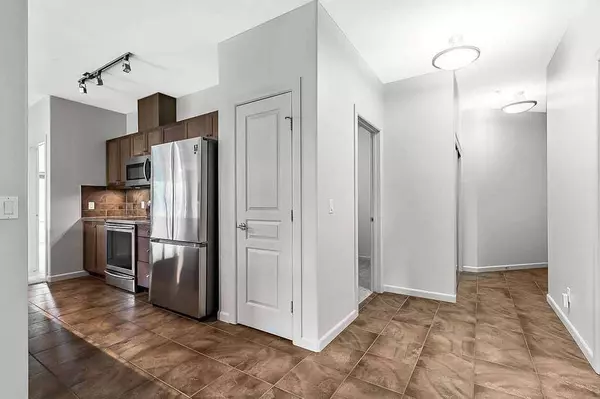 52 Cranfield Link SE #107, Calgary, AB T3M0N9