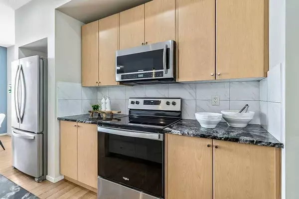 213 Copperstone CV SE, Calgary, AB T2Z0L3