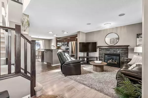 91 Cimarron Grove Close, Okotoks, AB T1S0H5