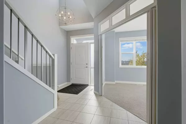 36 Howse DR NE, Calgary, AB T3P 0V4