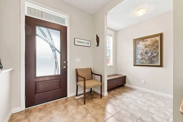 14 Ridge View PL, Cochrane, AB T4C0P9