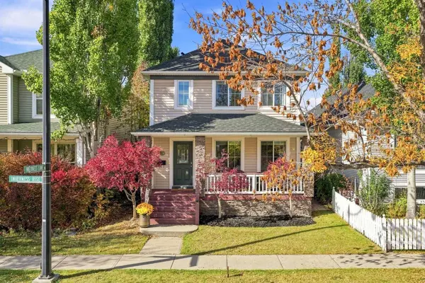 124 Inverness Rise SE, Calgary, AB T2Z 2X1