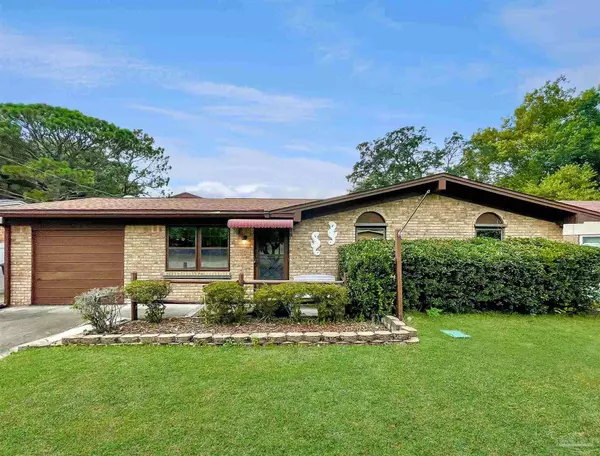 2995 Newton Dr, Pensacola, FL 32503