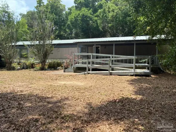 5117 W Spencer Field Rd, Pace, FL 32571