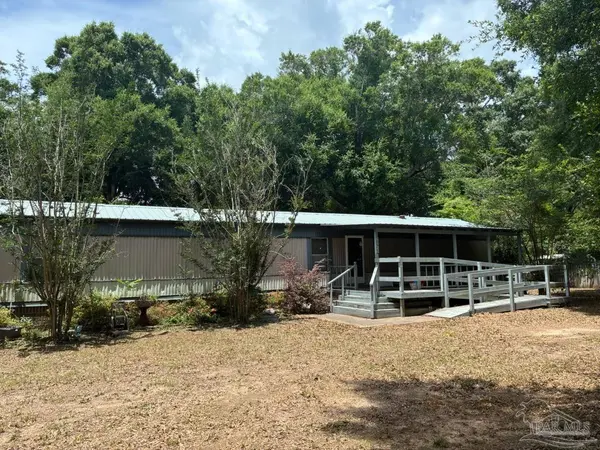 5117 W Spencer Field Rd, Pace, FL 32571