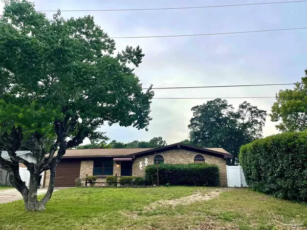 2995 Newton Dr, Pensacola, FL 32503