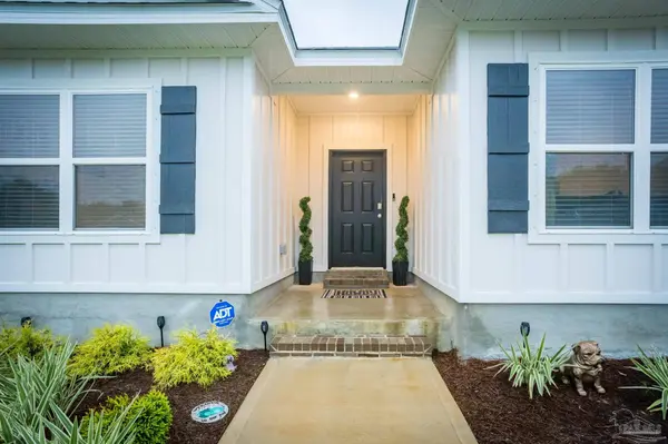 5614 Thatcher Rd, Crestview, FL 32539