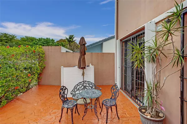 12332 SW 18th Ter, Miami, FL 33175