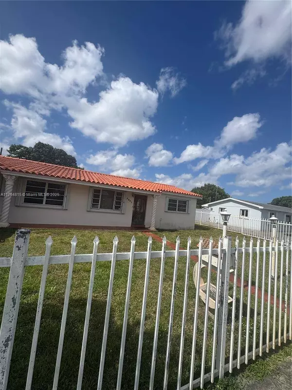 2831 NW 212th St, Miami Gardens, FL 33056