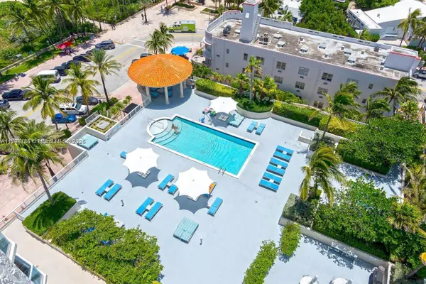 7330 Ocean Ter #8-C, Miami Beach, FL 33141