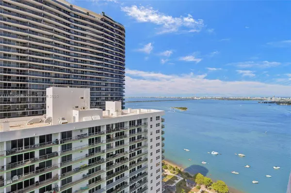 1750 N Bayshore Dr #4007, Miami, FL 33132