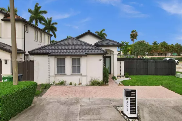 898 NW 131st Ave, Miami, FL 33182