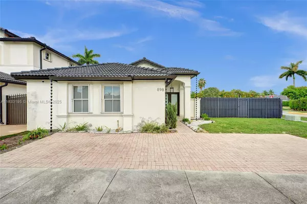 898 NW 131st Ave, Miami, FL 33182