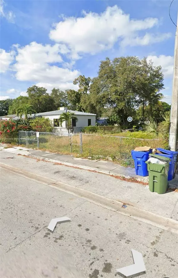 247 NW 45th St, Miami, FL 33127