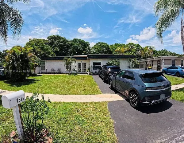 7811 NW 75th Ave, Tamarac, FL 33321