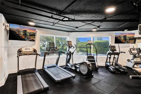 7330 Ocean Ter #8-C, Miami Beach, FL 33141